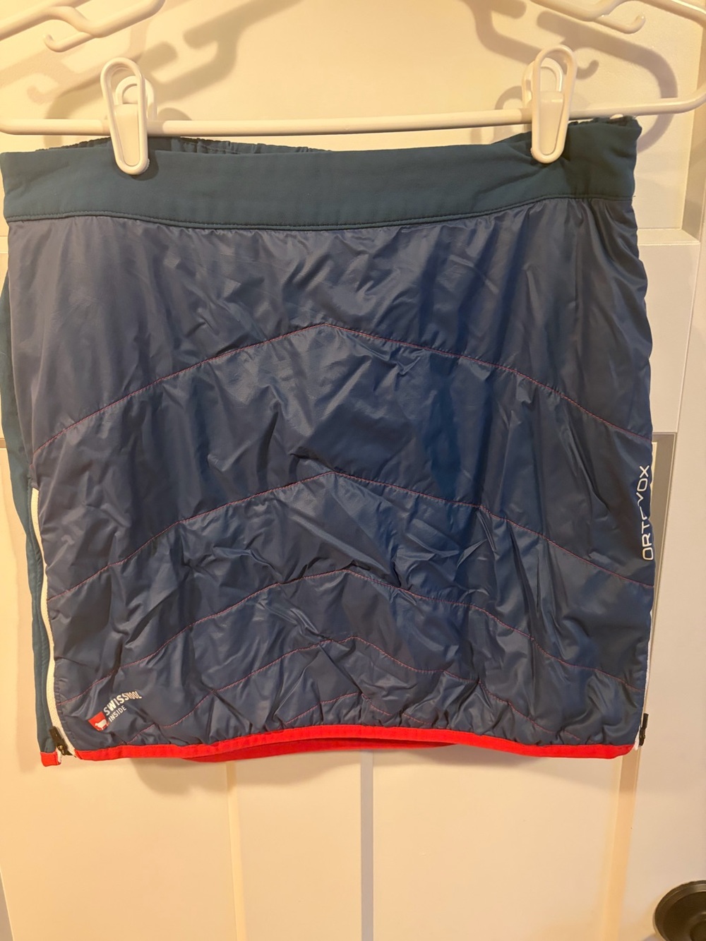 Ortovox Lavarella Woman’s Ski Touring Skirt Double Zipper layered Swiss Wool